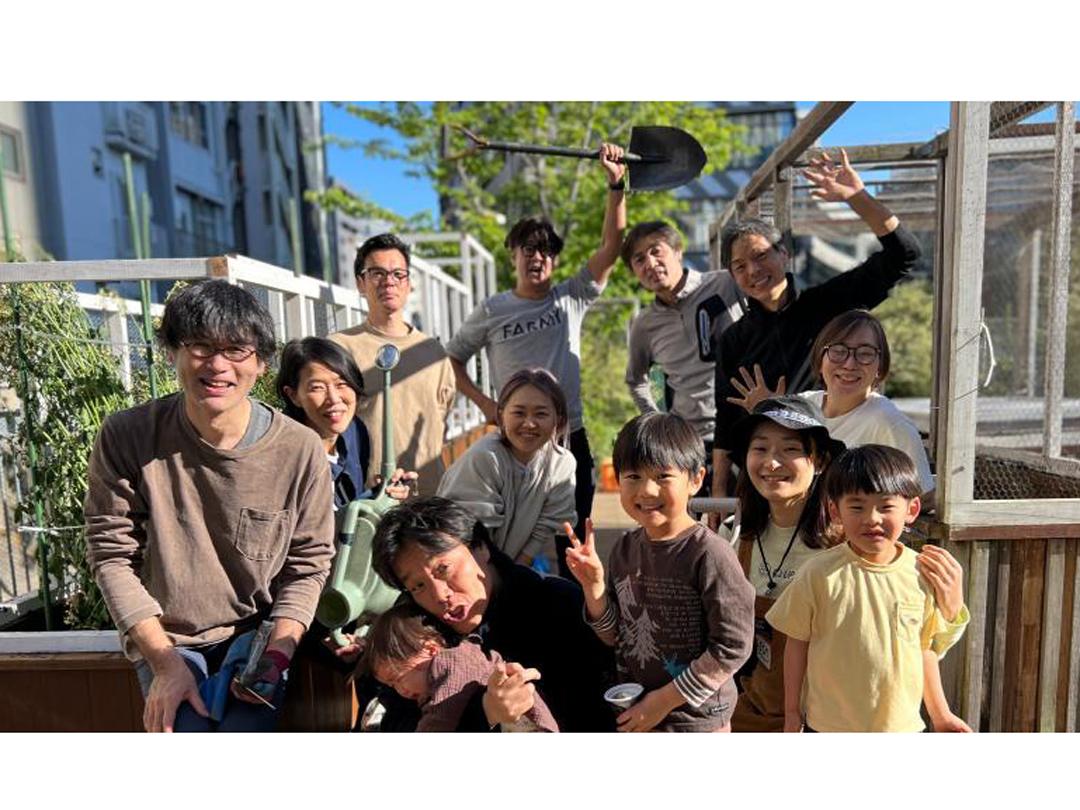 『渋谷ルッコラ種採り大作戦！』part1 今月はパンパンに種を実らせたルッコラたちを刈り取りまくるのだの巻