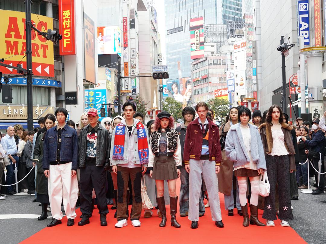 渋谷に吹く“ソウルの風”　文化村通りで日韓ファッション共創のランウェイ